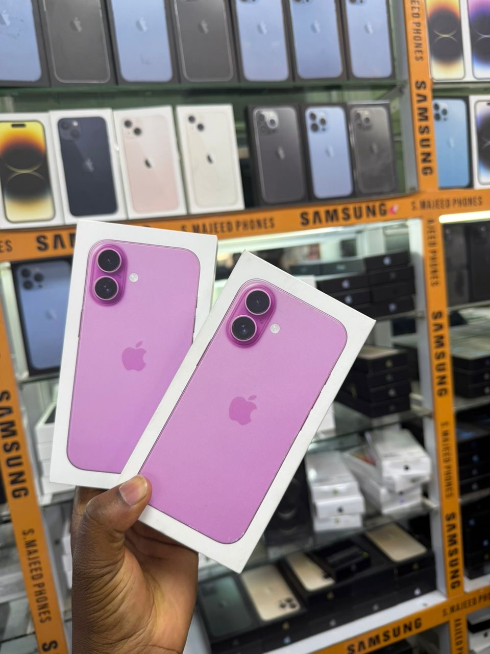 iPhone 16