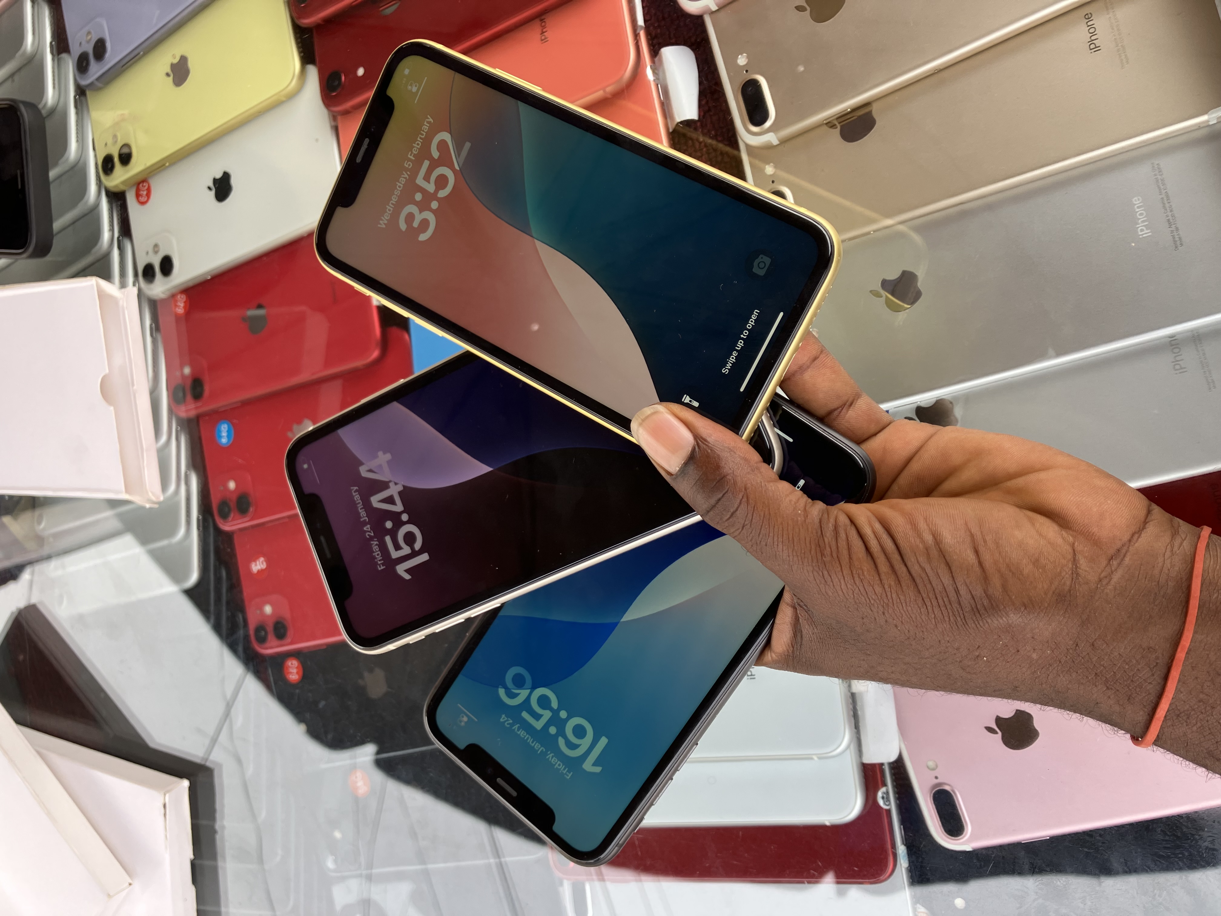 iPhone 11