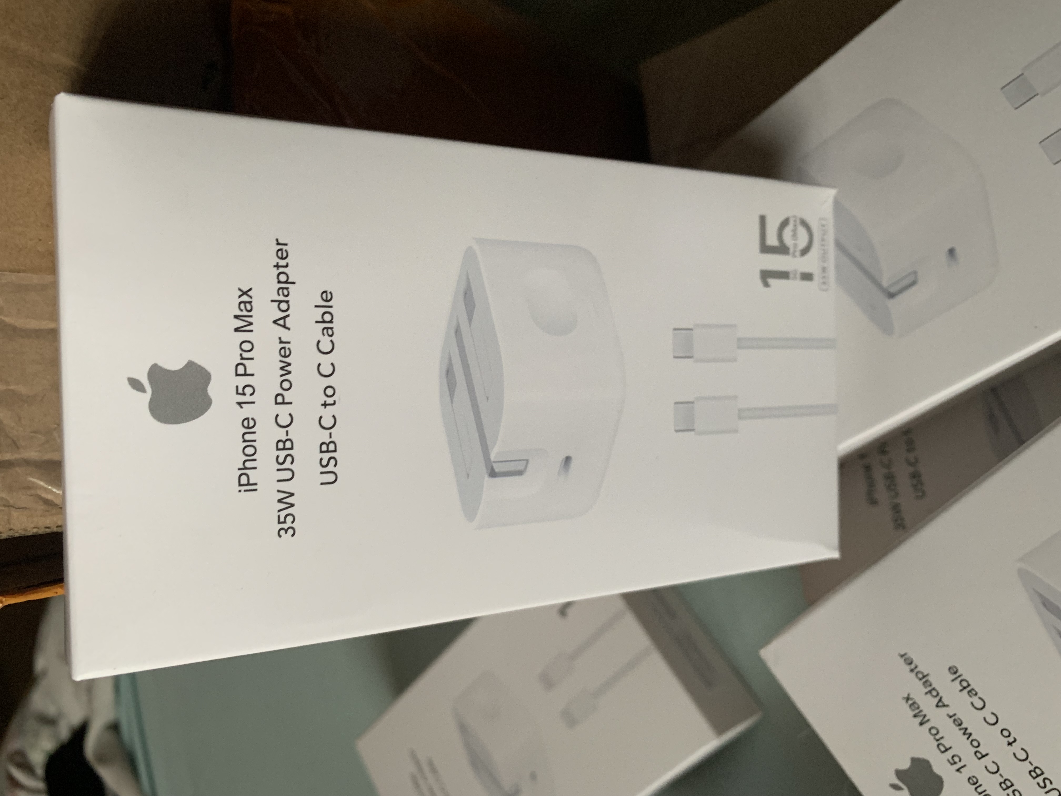 Charger 15 Pro Max