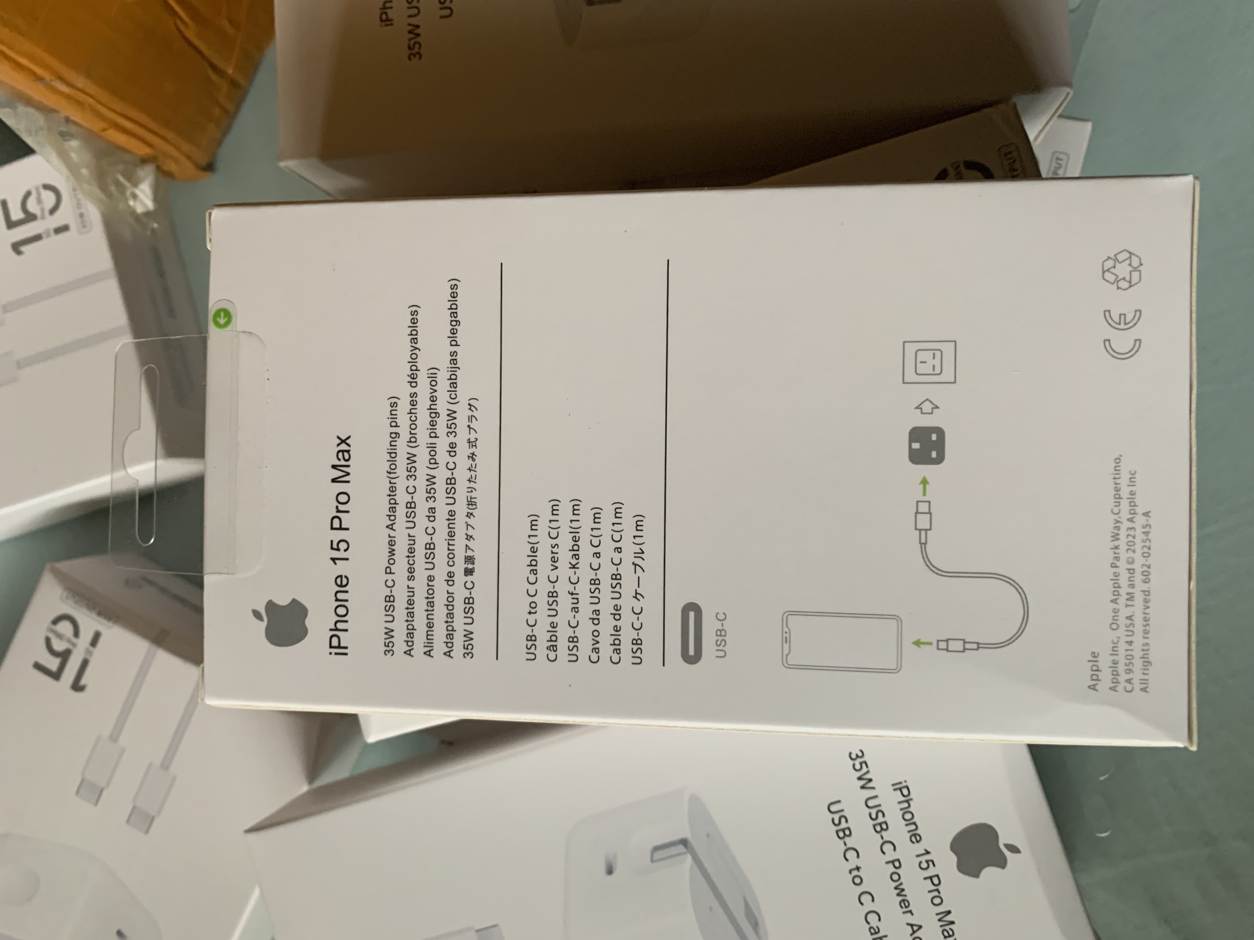 Charger 15 Pro Max
