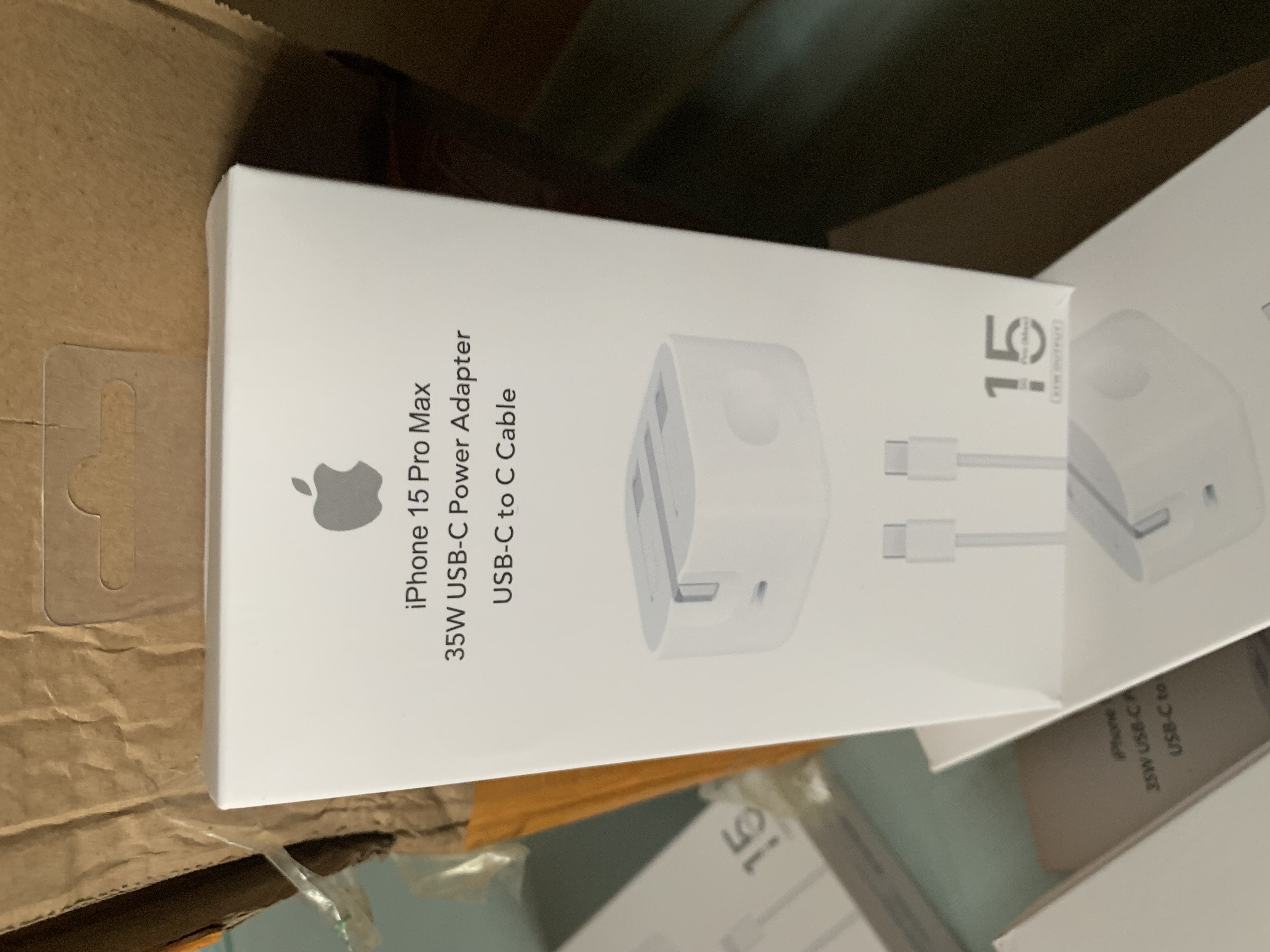 Charger 15 Pro Max